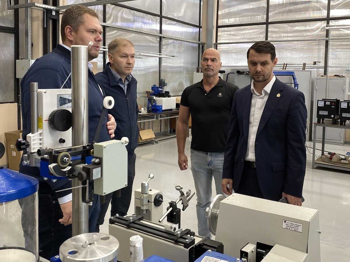 Завод «Комета» был образован в 1967 году на базе опытного производства филиала №2 НИИ Радиокомпонент