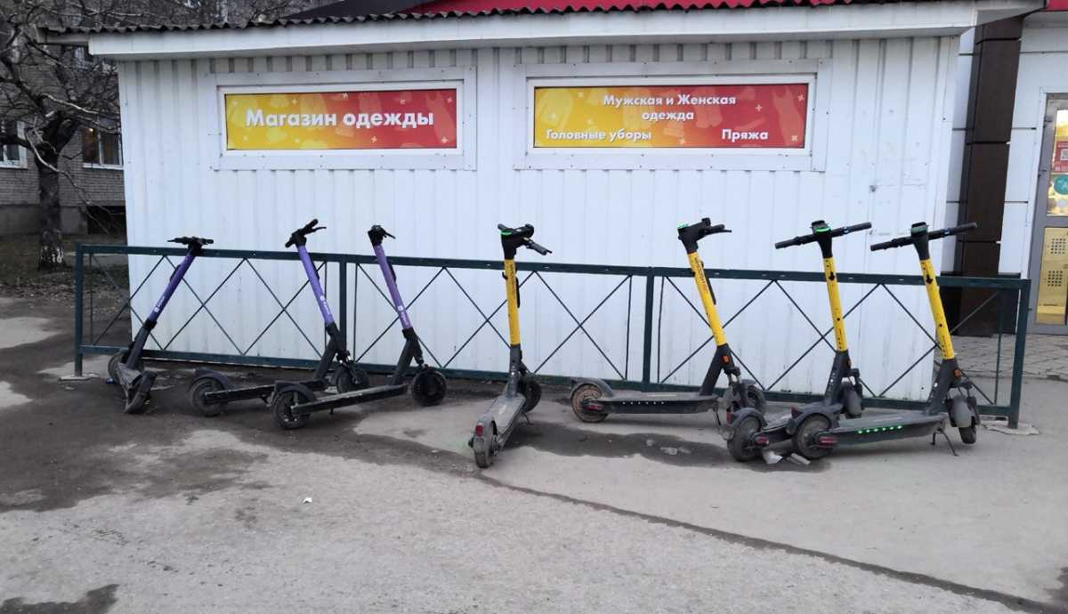 За сезон поступило более 300 жалоб от граждан на электросамокаты.