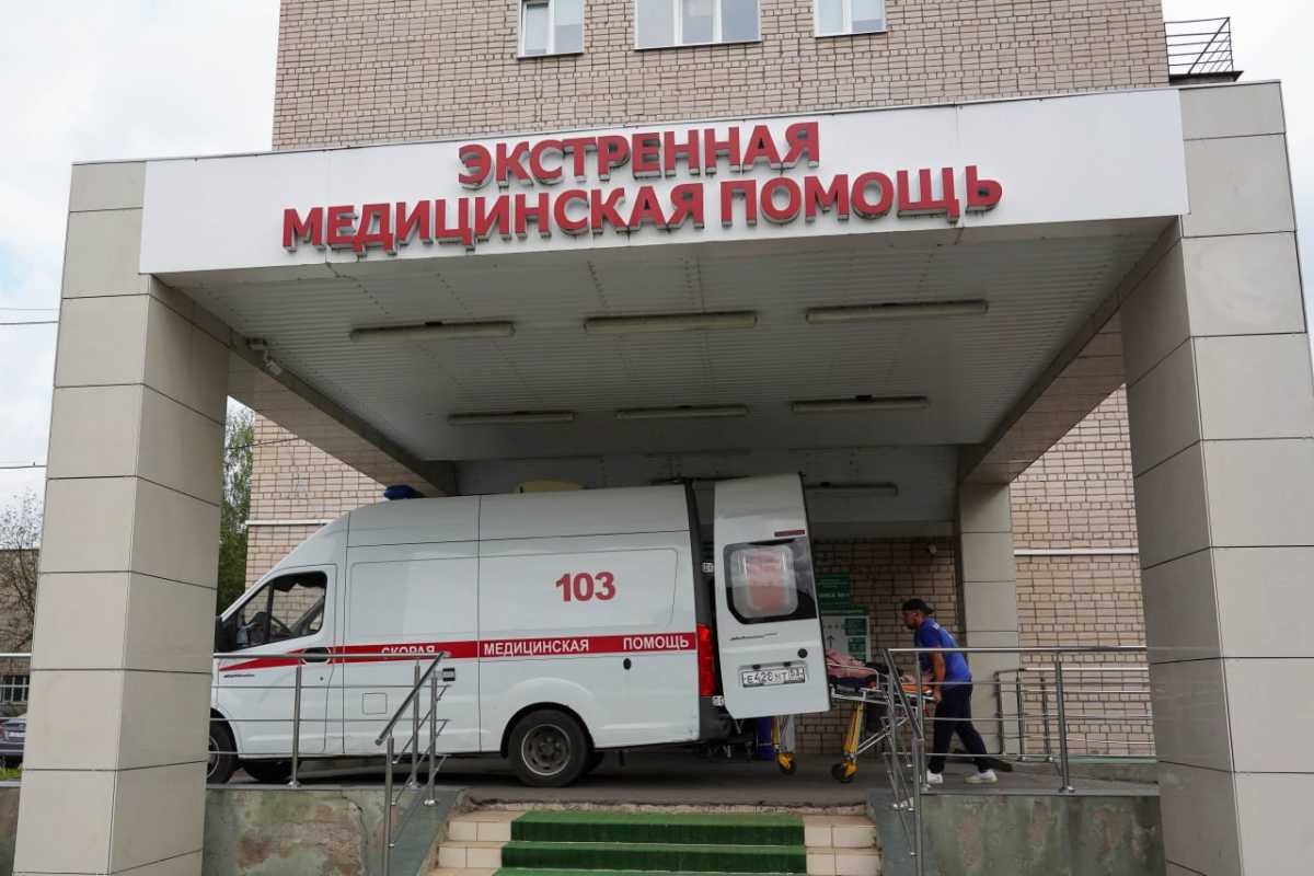 Работа по укреплению кадрового состава и материально-технического оснащения станции скорой помощи пр