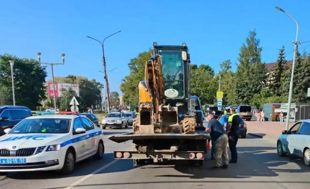Суд приговорил водителя эвакуатора к трём годам колонии-поселения и лишил прав на такой же срок.