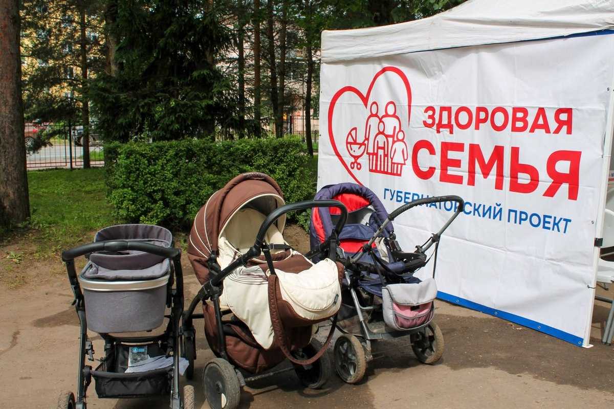 За четыре месяца врачей проекта «Здоровая семья» посетили более 2700 взрослых и 1580 детей. 