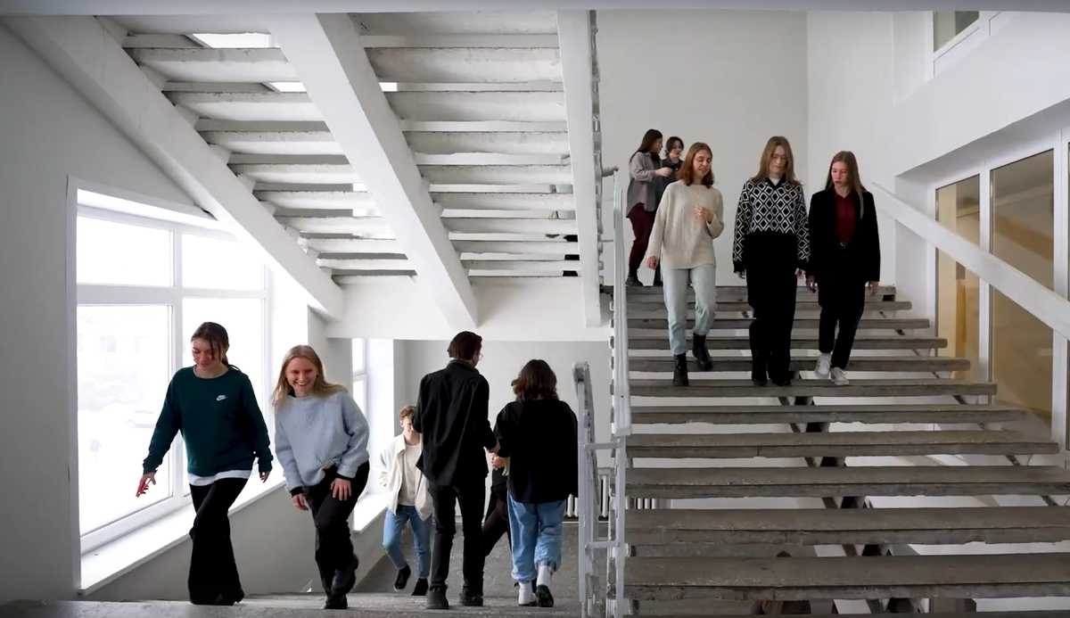 Сейчас количество студентов НовГУ составляет более 16 тысяч.