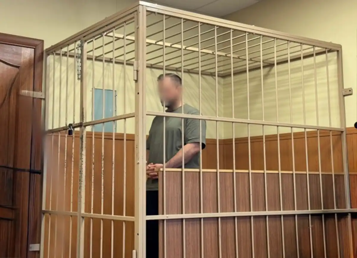 Сотрудника УФНС подозревают в получении взятки в 155 тысяч рублей.