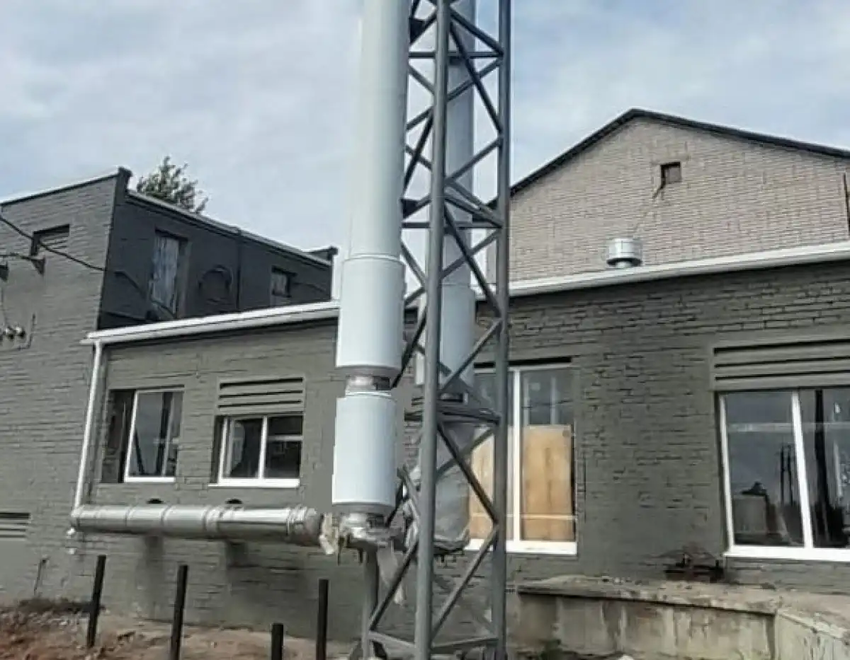 Вместо четырёх устаревших котлов в котельной установили два современных мощностью 870 кВт каждый.