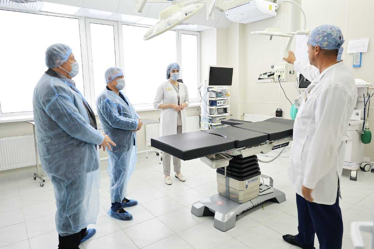 В операционном блоке установили новое оборудование отечественного производства, наркозный аппарат, л