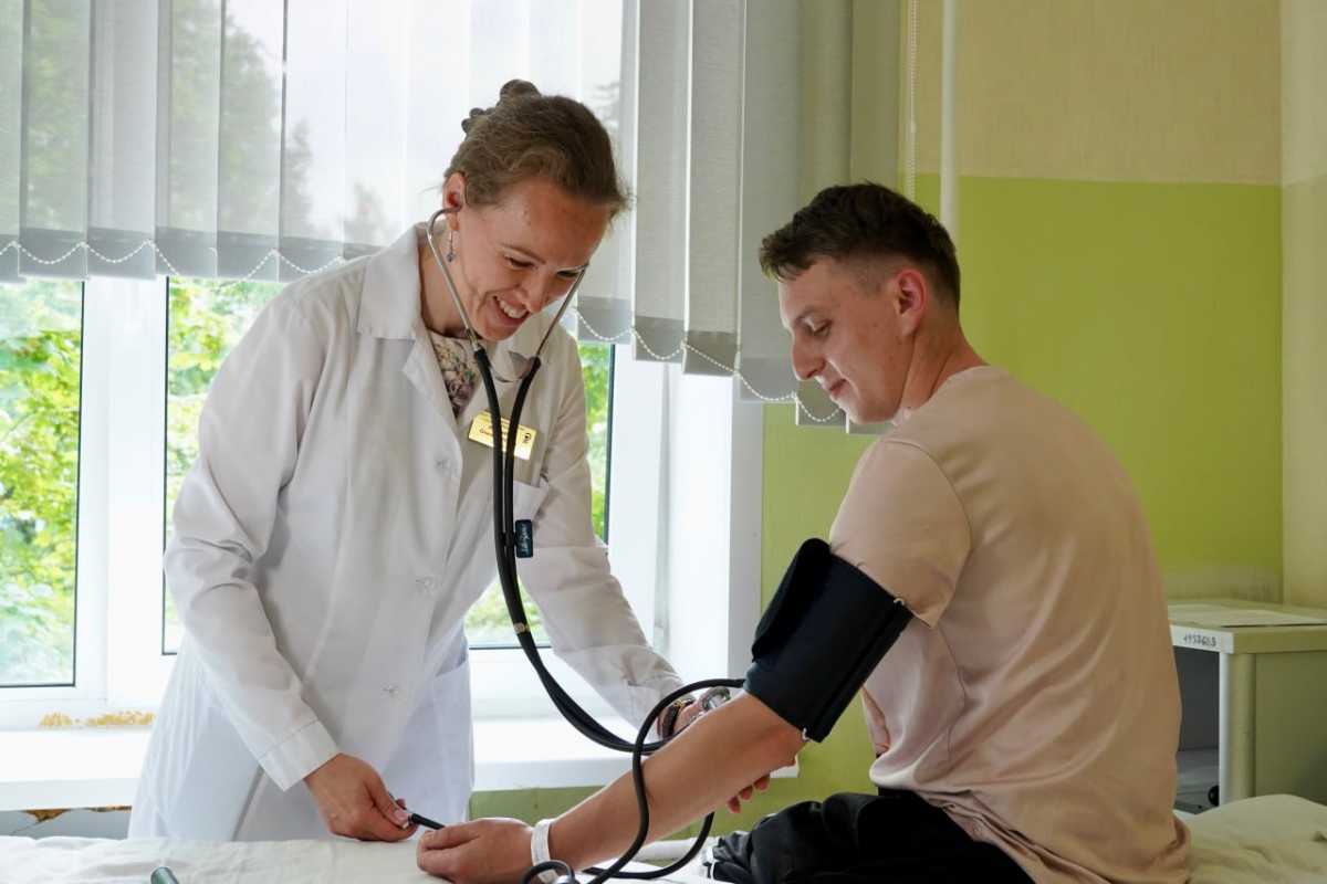 В Новгородской областной больнице в год лечение проходит до 500 пациентов с таким диагнозом.