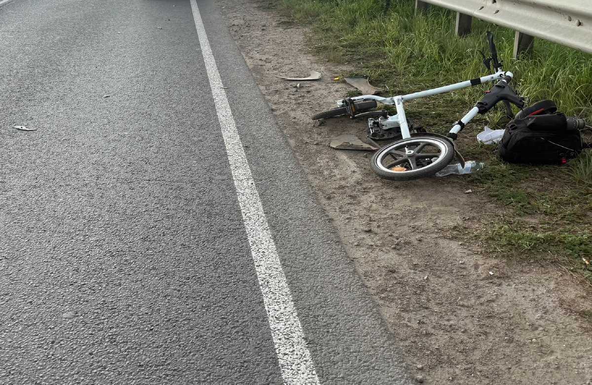 Велосипедиста госпитализировали.