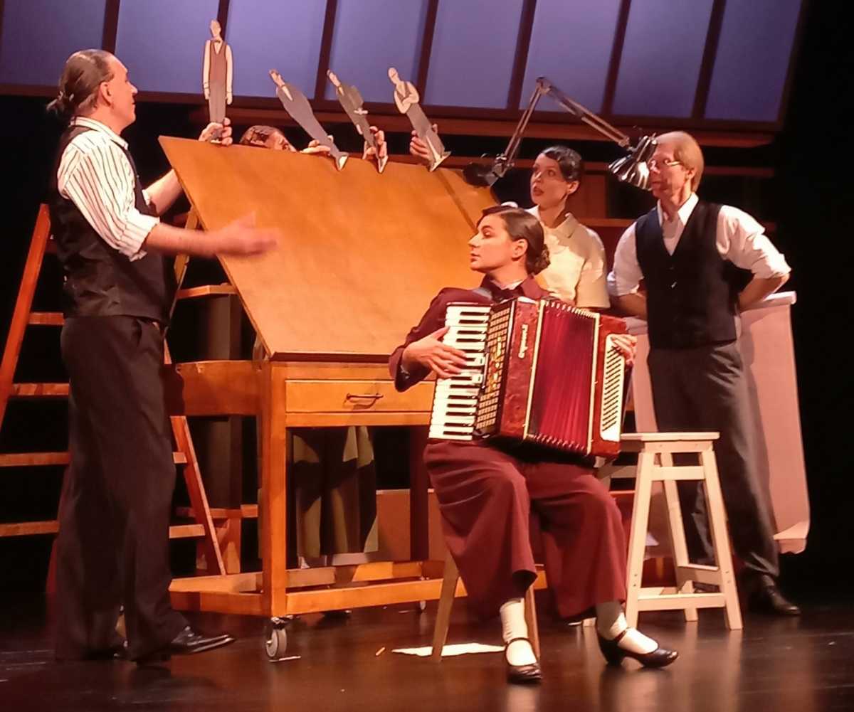 Новый сезон в новгородском театре «Малый» начнется с истории Шарлотты