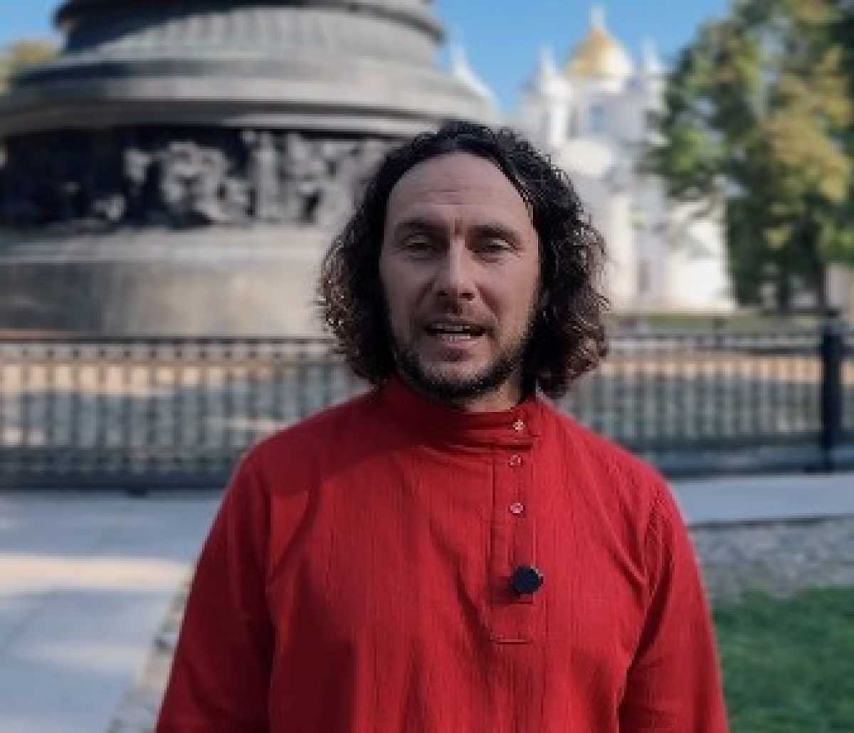 Для Новгородского музея-заповедника такие визиты — это радость встречи с единомышленниками.