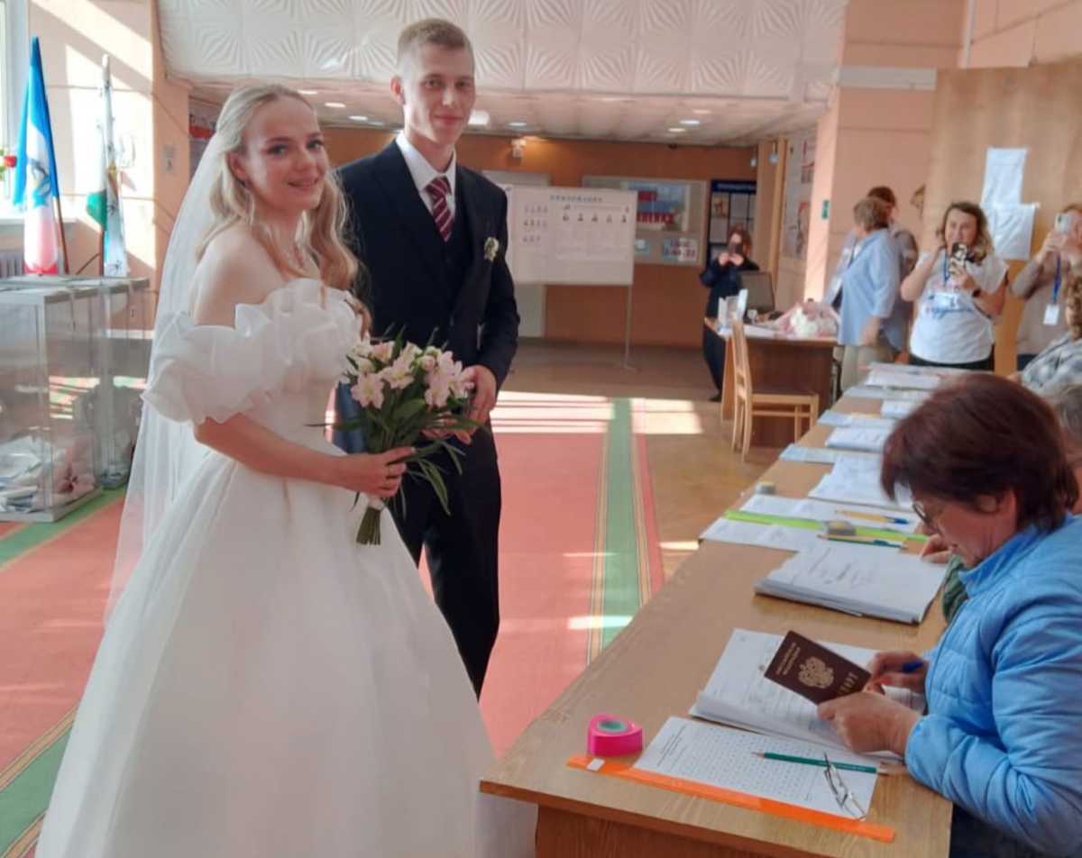 Супруги проголосовали за кандидата в губернаторы Новгородской области и за кандидатов в депутаты Вал