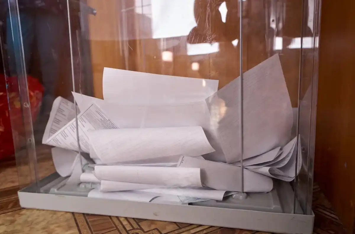 Сегодня избирательные участки будут открыты до 20.00.