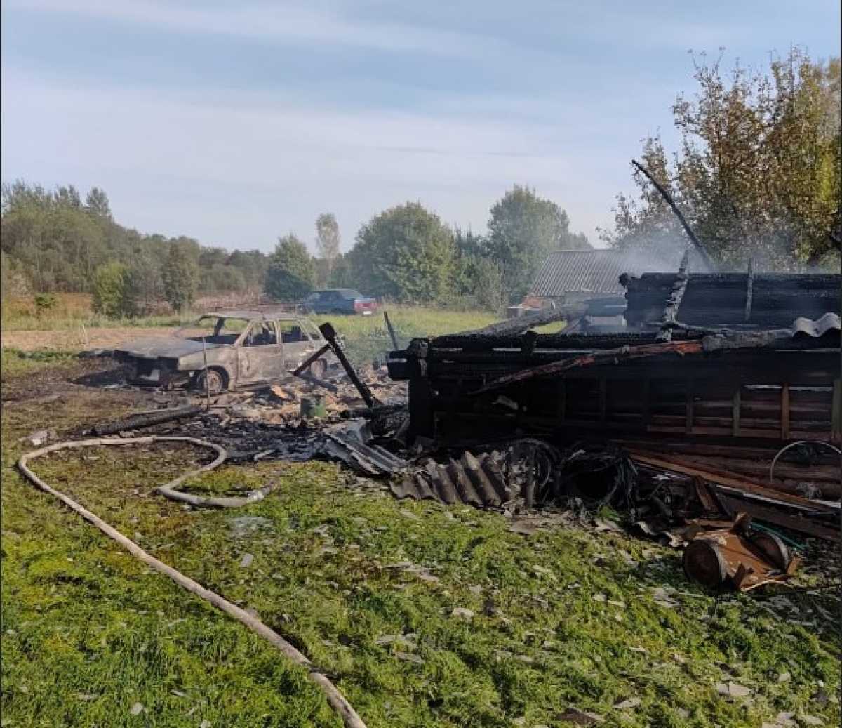 На месте пожара в Мошенском округе было обнаружено тело мужчины. По данному факту следователи провод
