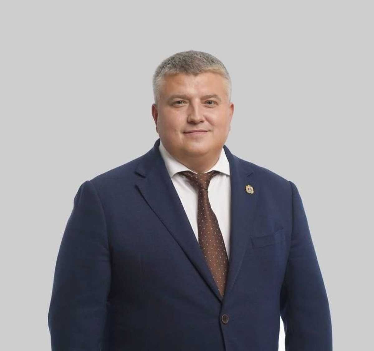 Победу по итогам голосования одержал врио губернатора области Александр Дронов, выдвинутый партией «