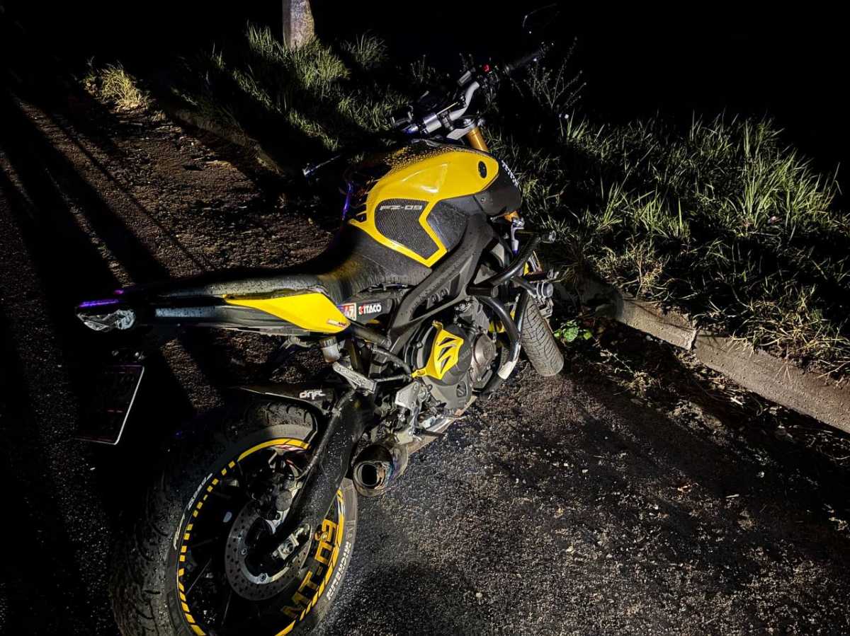 Водитель мотоцикла «Ямаха» с политравмой доставлен бригадой скорой медицинской помощи в Новгородскую