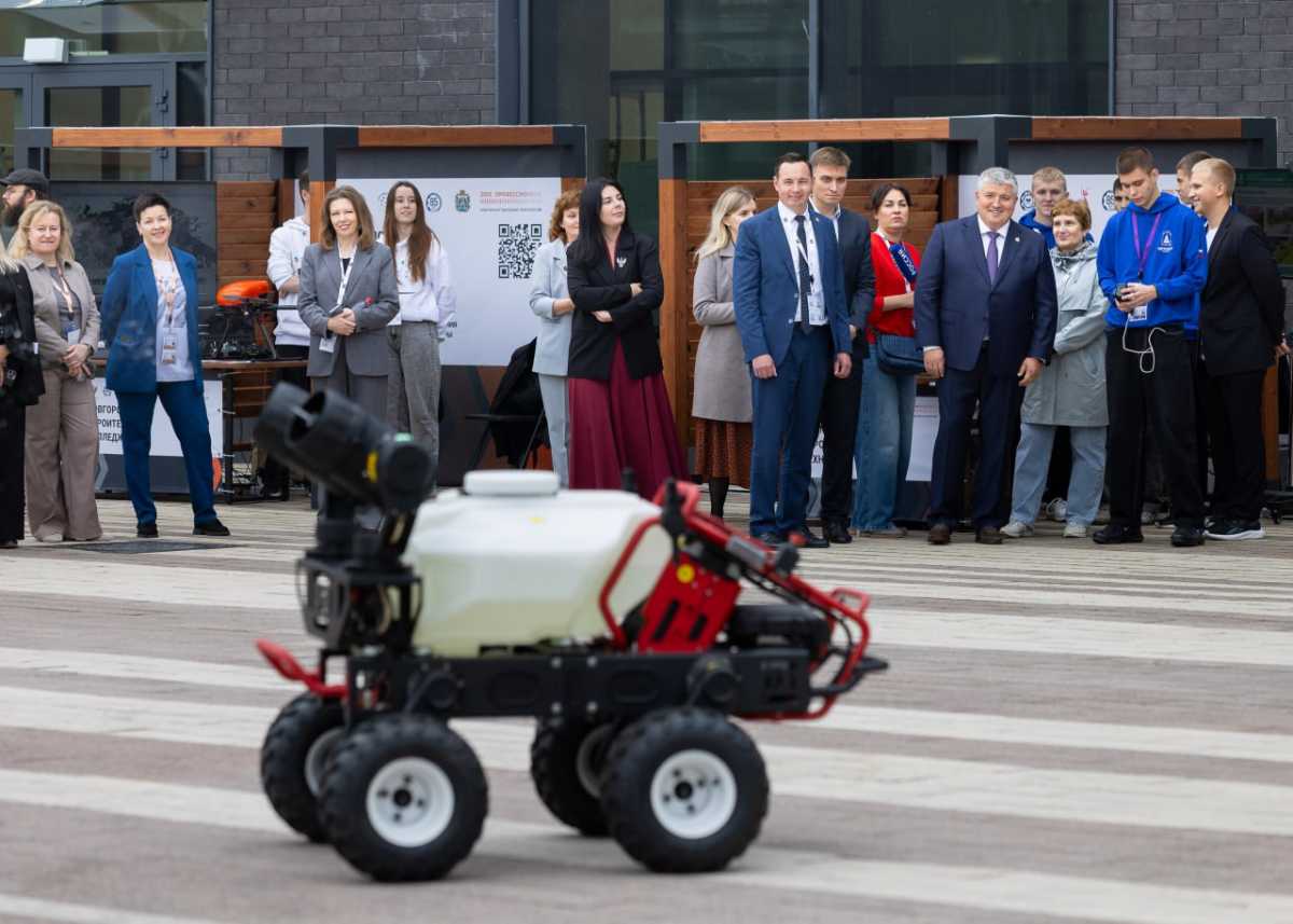 Сергей Кравцов отметил высокий уровень проведения финала Чемпионата и подчеркнул, что Великий Новгор