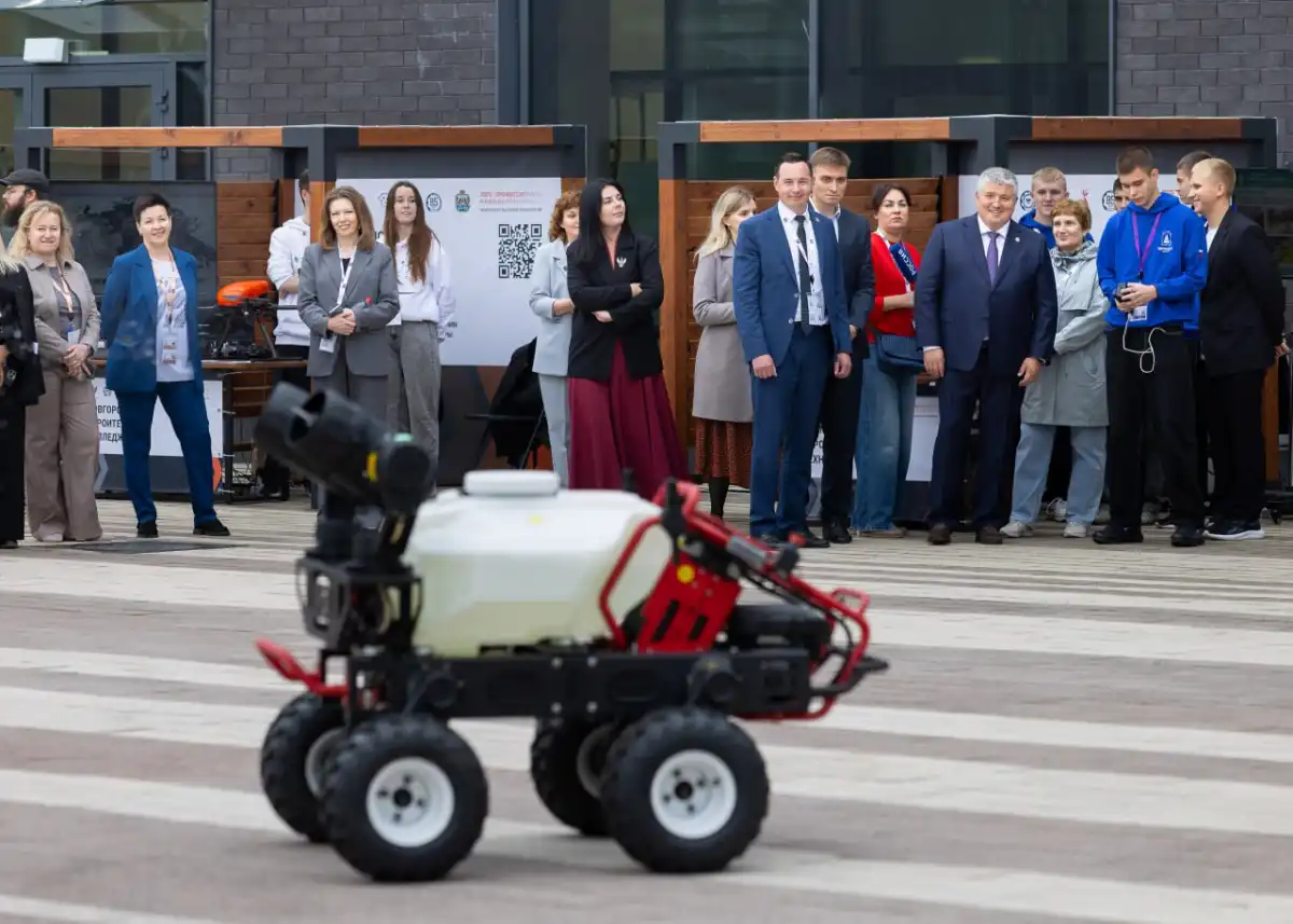 Сергей Кравцов отметил высокий уровень проведения финала Чемпионата и подчеркнул, что Великий Новгор