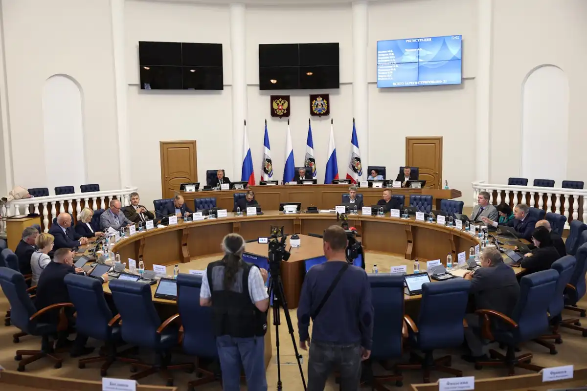 Юрий Бобрышев отметил, что это первое постановление о возрождении деревни в рамках работы седьмого с