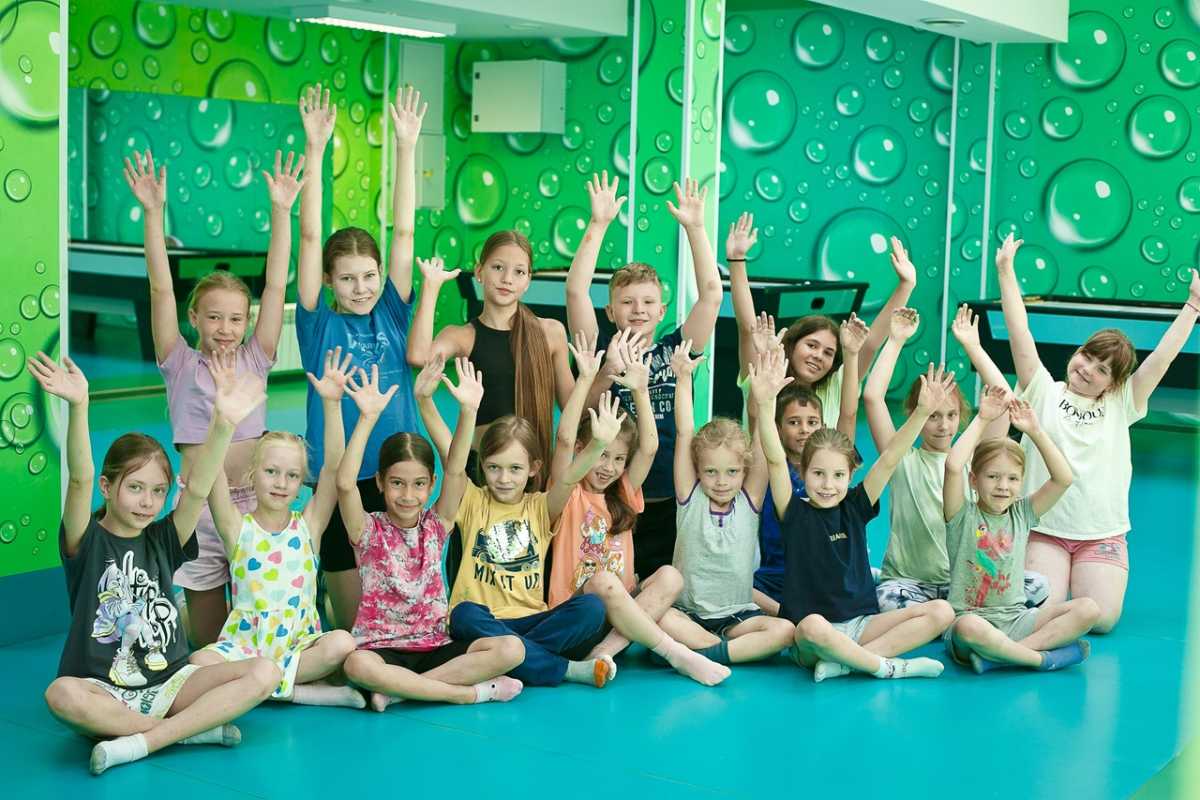 Лето с «Акроном»: около 2 000 сотрудников и детей отдохнули на базах предприятия