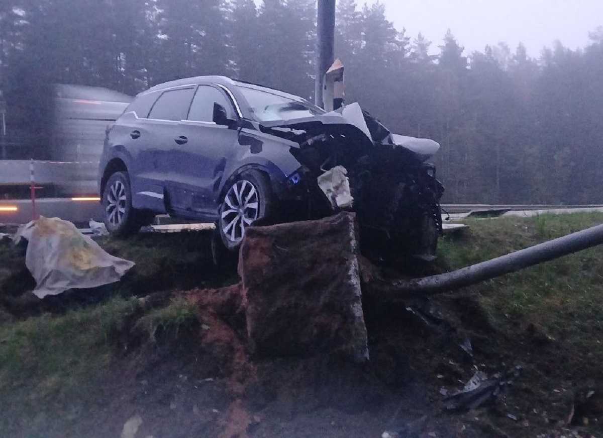 На трассе М-10 погиб водитель