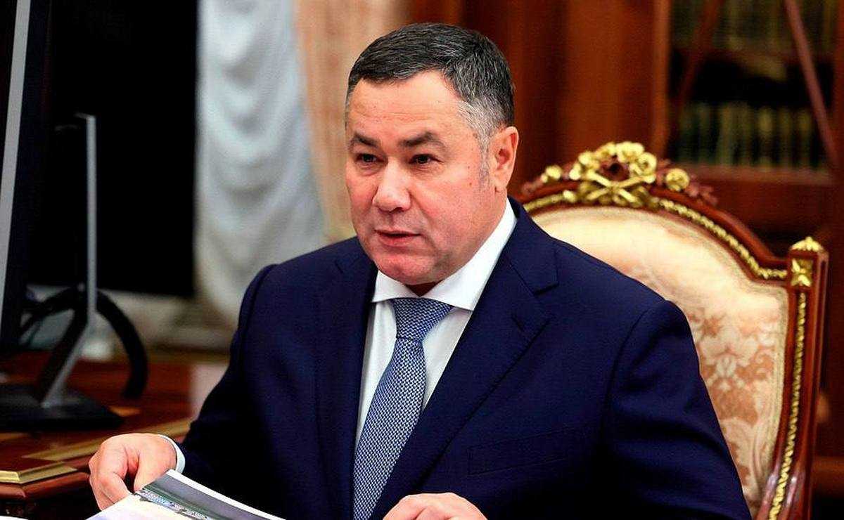 До назначения на пост полпреда Игорь Руденя занимал должность губернатора Тверской области.