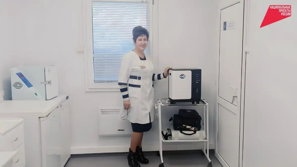 На территории обслуживания ФАПа проживает более 600 взрослых и 255 детей.