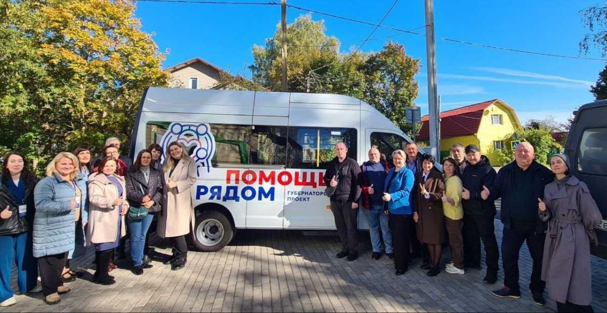 Проект «Помощь рядом» объединяет усилия специалистов разных профилей — от социальных работников до м