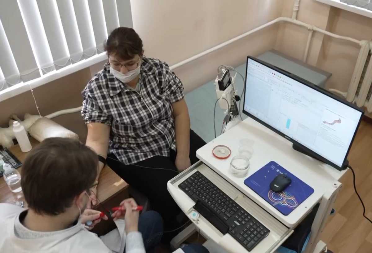 Стоимость нового электромиографа составляет более 1,5 миллиона рублей.