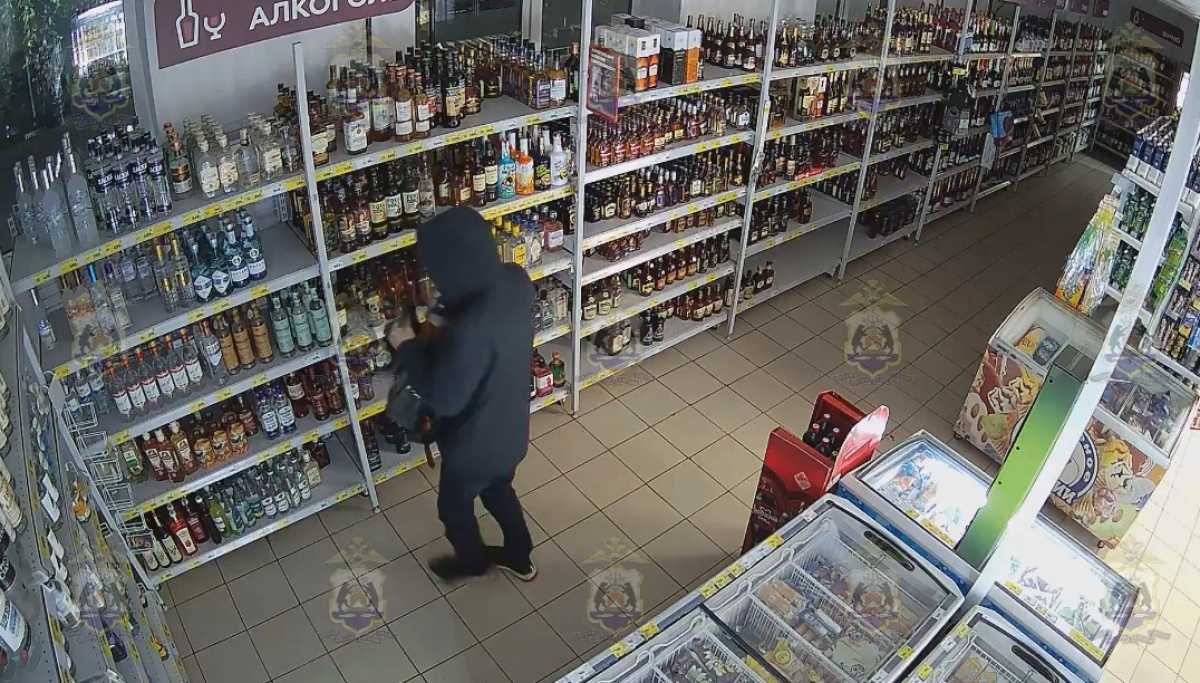 Злоумышленника задержали сотрудники угрозыска.