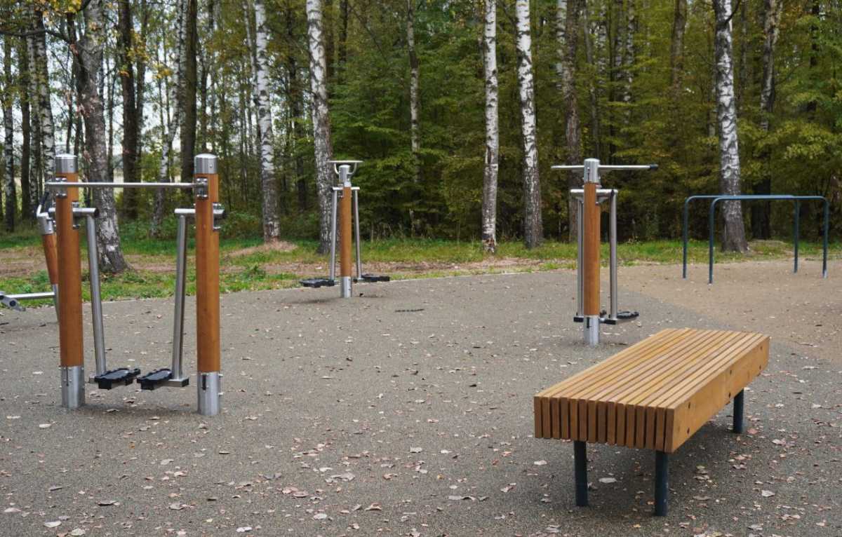 Для контроля за сохранностью оборудования на площадке установили систему видеонаблюдения.