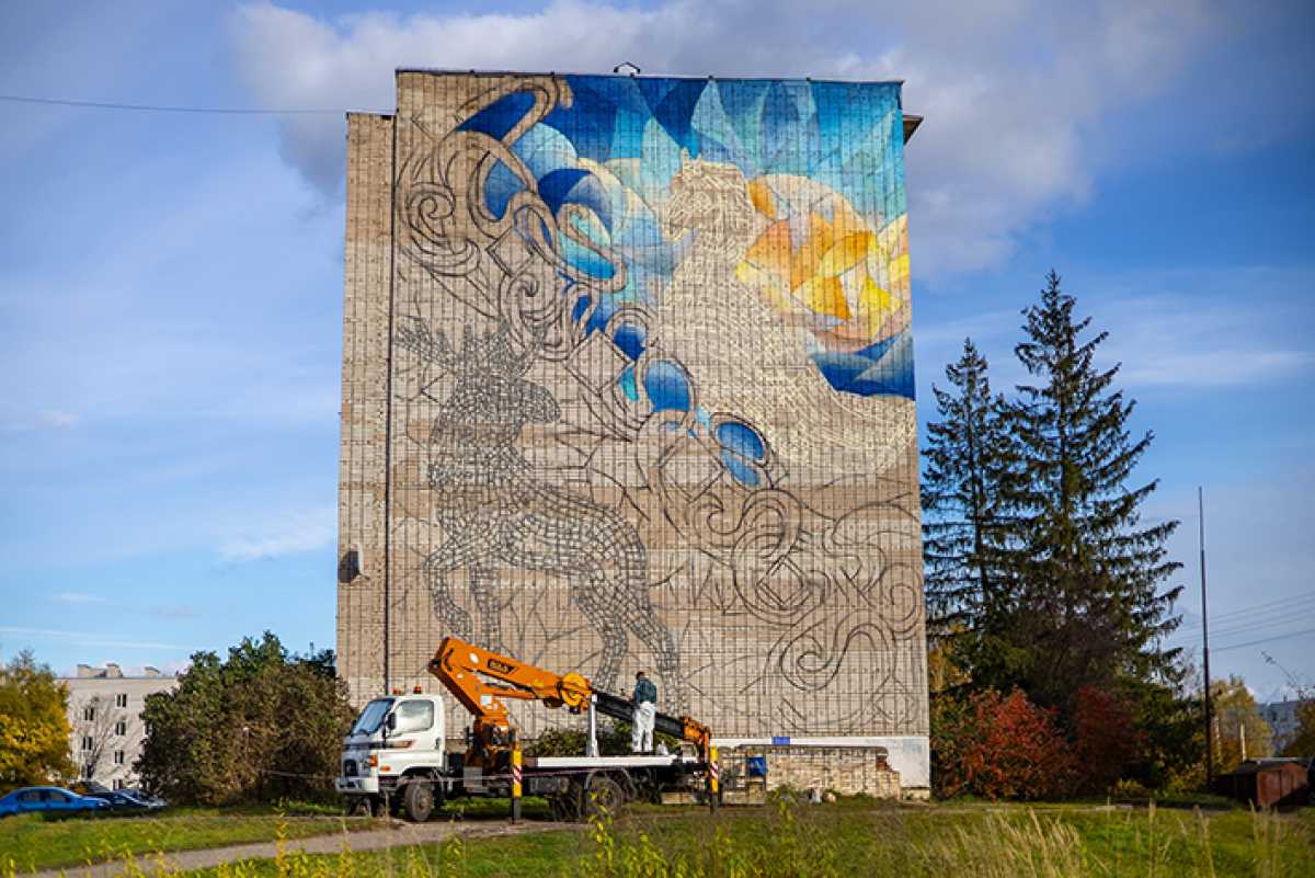 Новый мурал на фасаде дома в Парфине отразит связь поколений