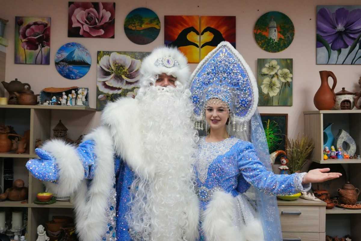 Хвойнинцы подготовят ролики с участием Деда Мороза и Снегурочки о том, как в России принято отмечать