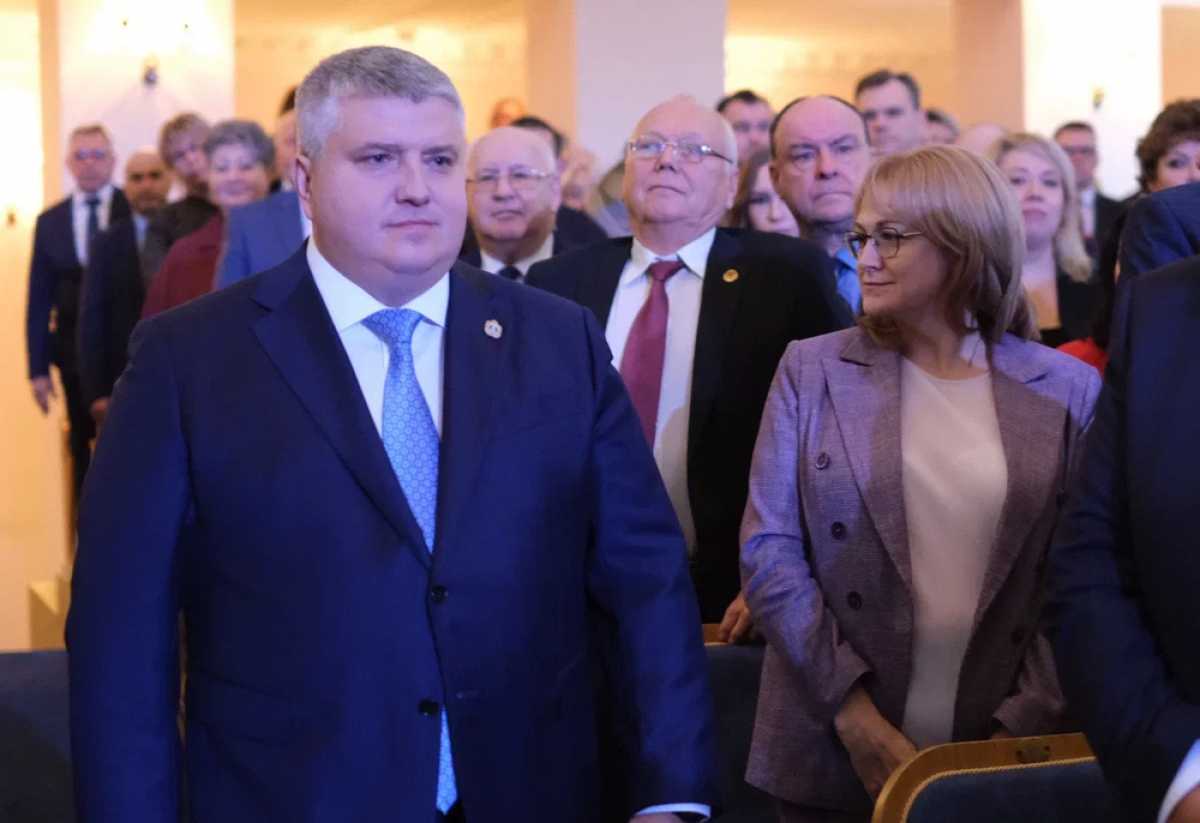 14 октября Александр Дронов вступил в должность губернатора Новгородской области.