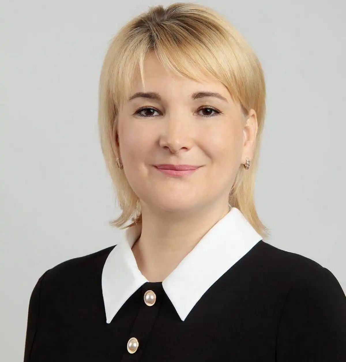 До назначения Ирина Федотова работала заместителем генерального директора по сбыту ООО «ТК Новгородс