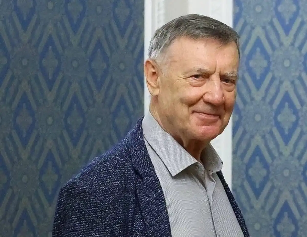 По мнению Виктора Смирнова, губернатору надо обратить внимание на вопросы сохранения исторического н