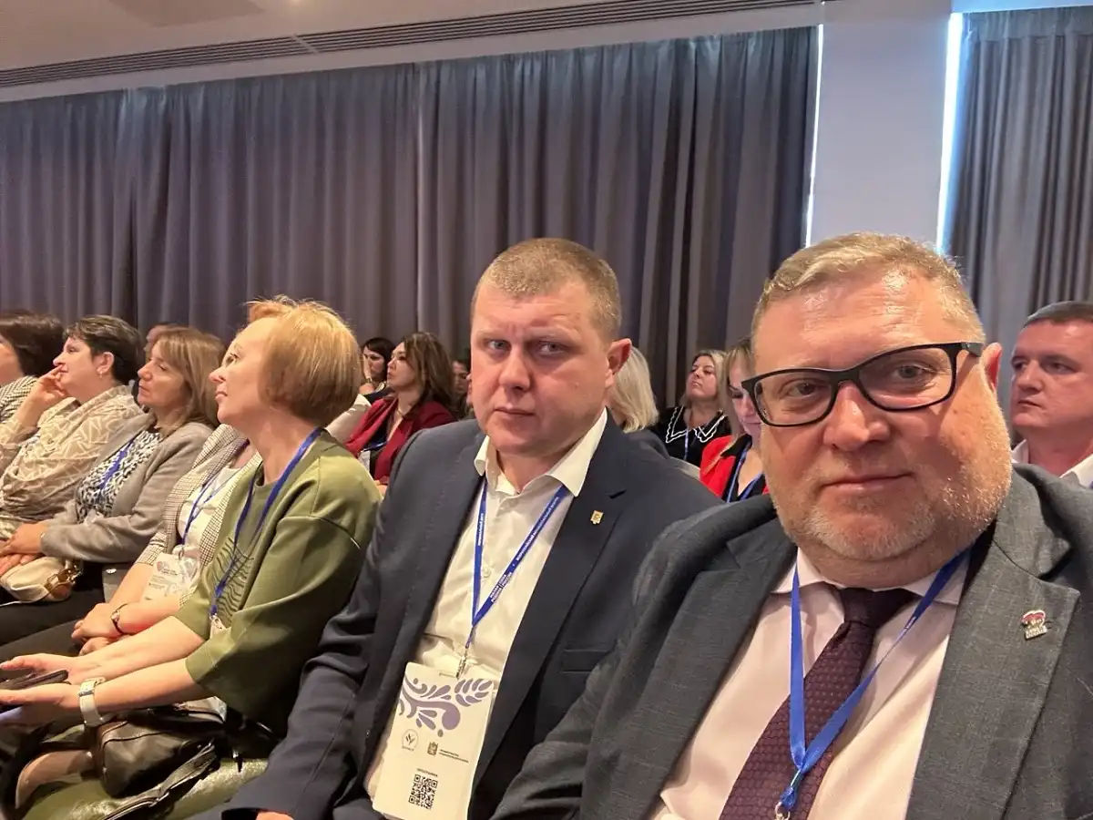 В форуме принимают участие Максим Тимофеев и Андрей Устинов.