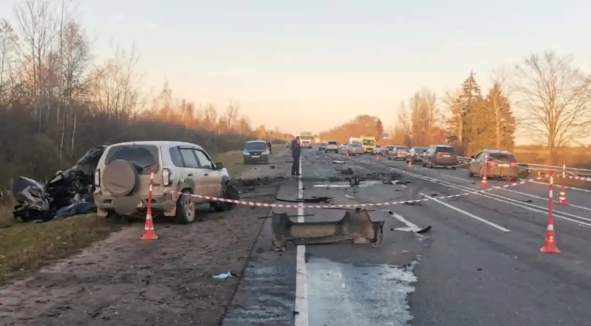 ДТП произошло на 43 км автодороги «Новгород - Псков».