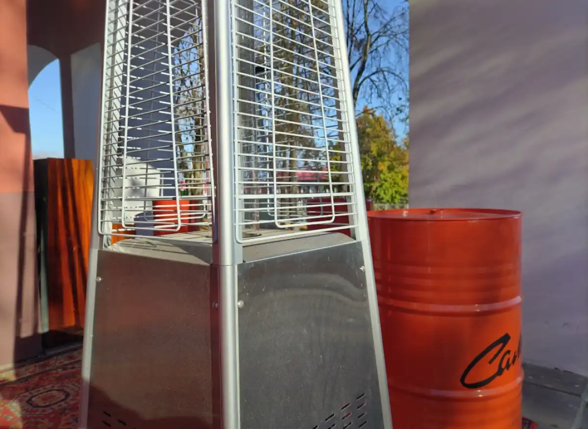 Газовые обогреватели способны нагревать воздух в радиусе 6 метров от себя.