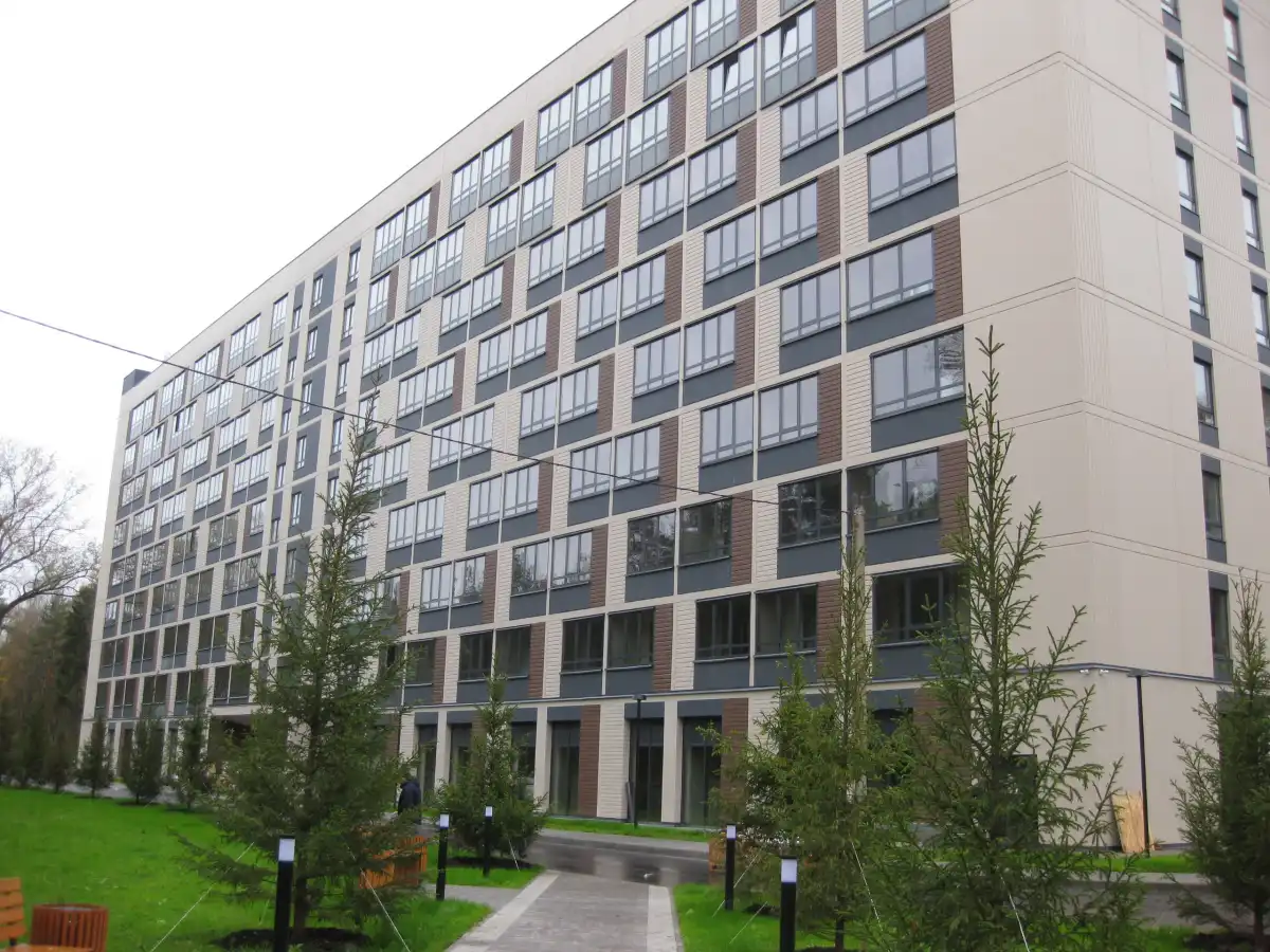 Девятиэтажное здание позволит увеличить количество гостей курорта до 4 тысяч в год.