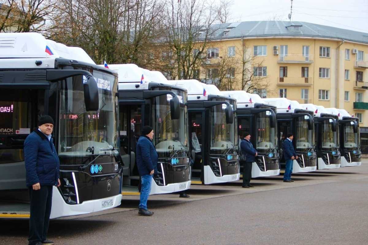 Александр Дронов поздравил работников автотранспортной отрасли