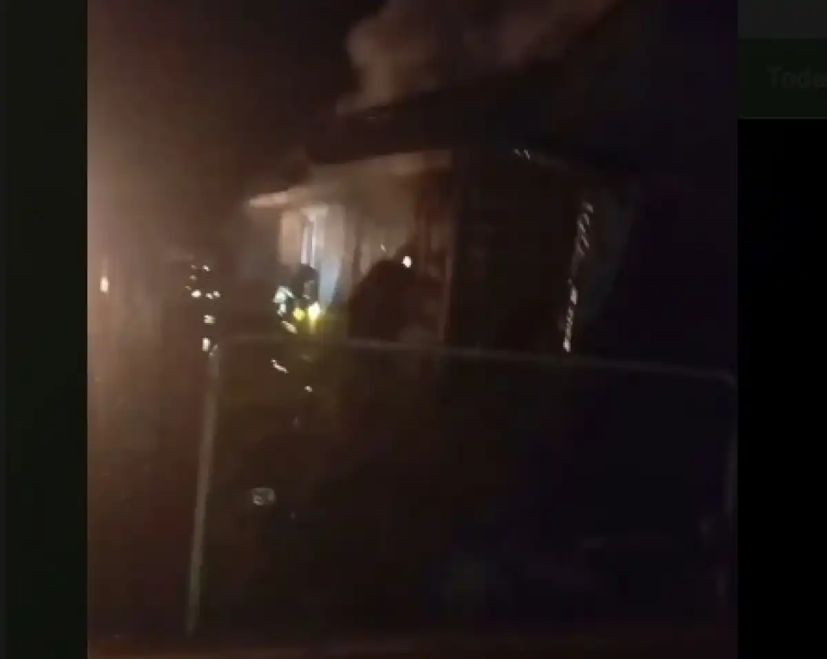 Причины пожаров устанавливают органы дознания.