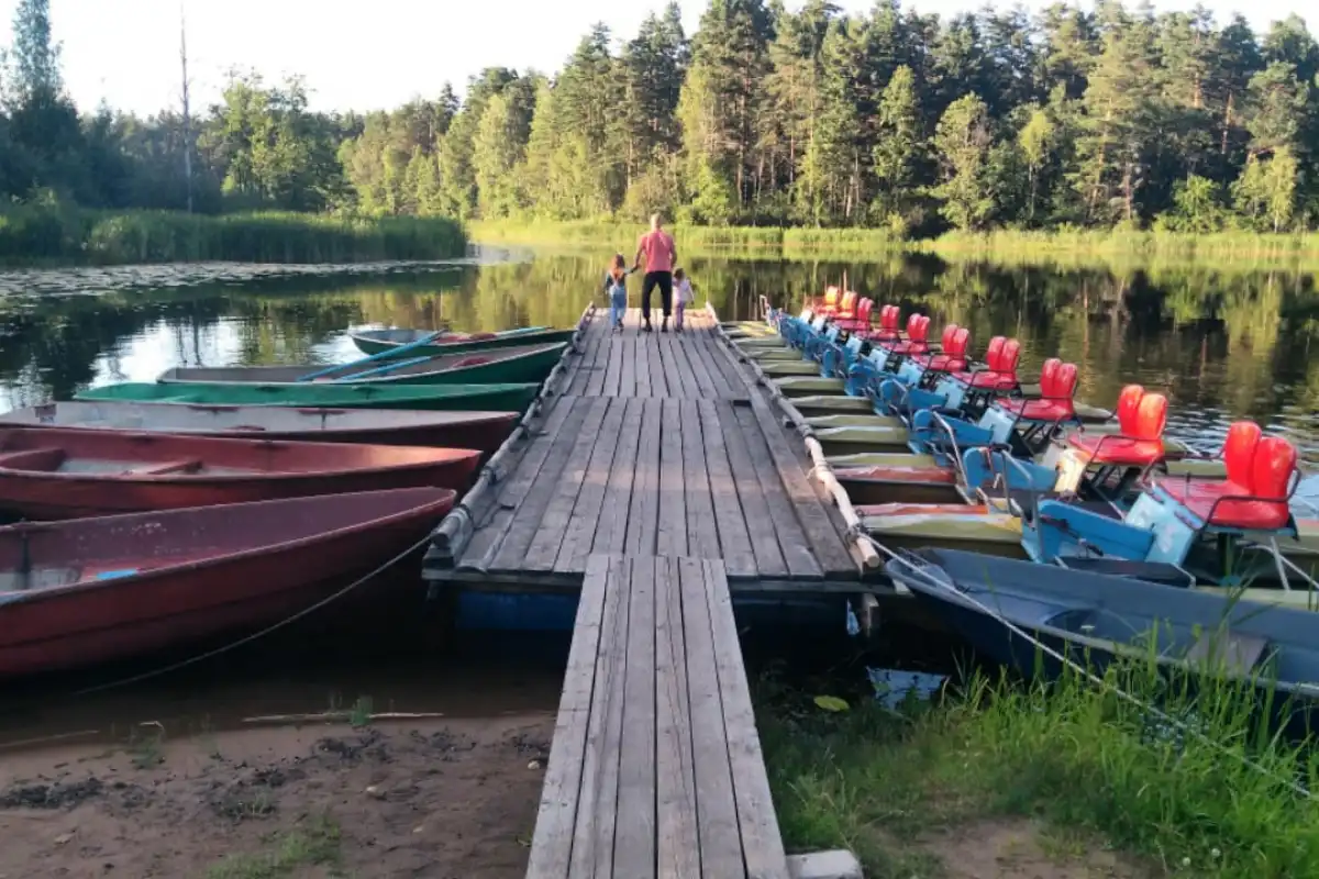 Кражи совершались не только на берегах водоёмов, но и в защищённых местах.