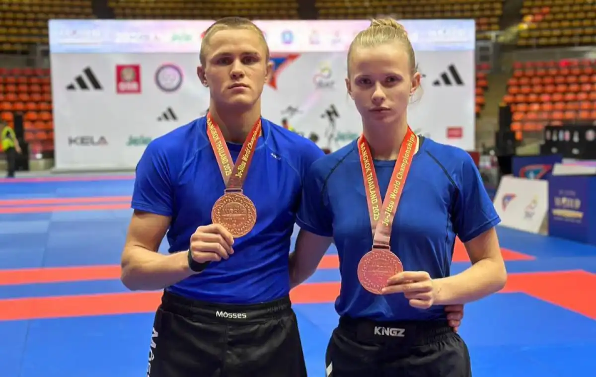 Бронзовые медали завоевали Владислав Сафонов и Дана Браткова.