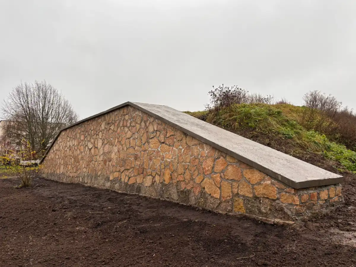 Окольный вал — это не просто инженерное сооружение, а один из ключевых памятников оборонительной арх