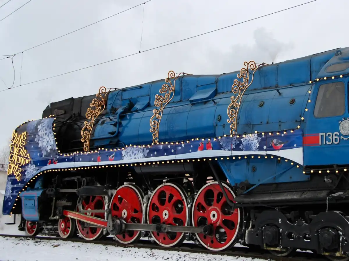 Подробная информация о мероприятии, а также билеты на официальном сайте – poezddedamoroza.ru.