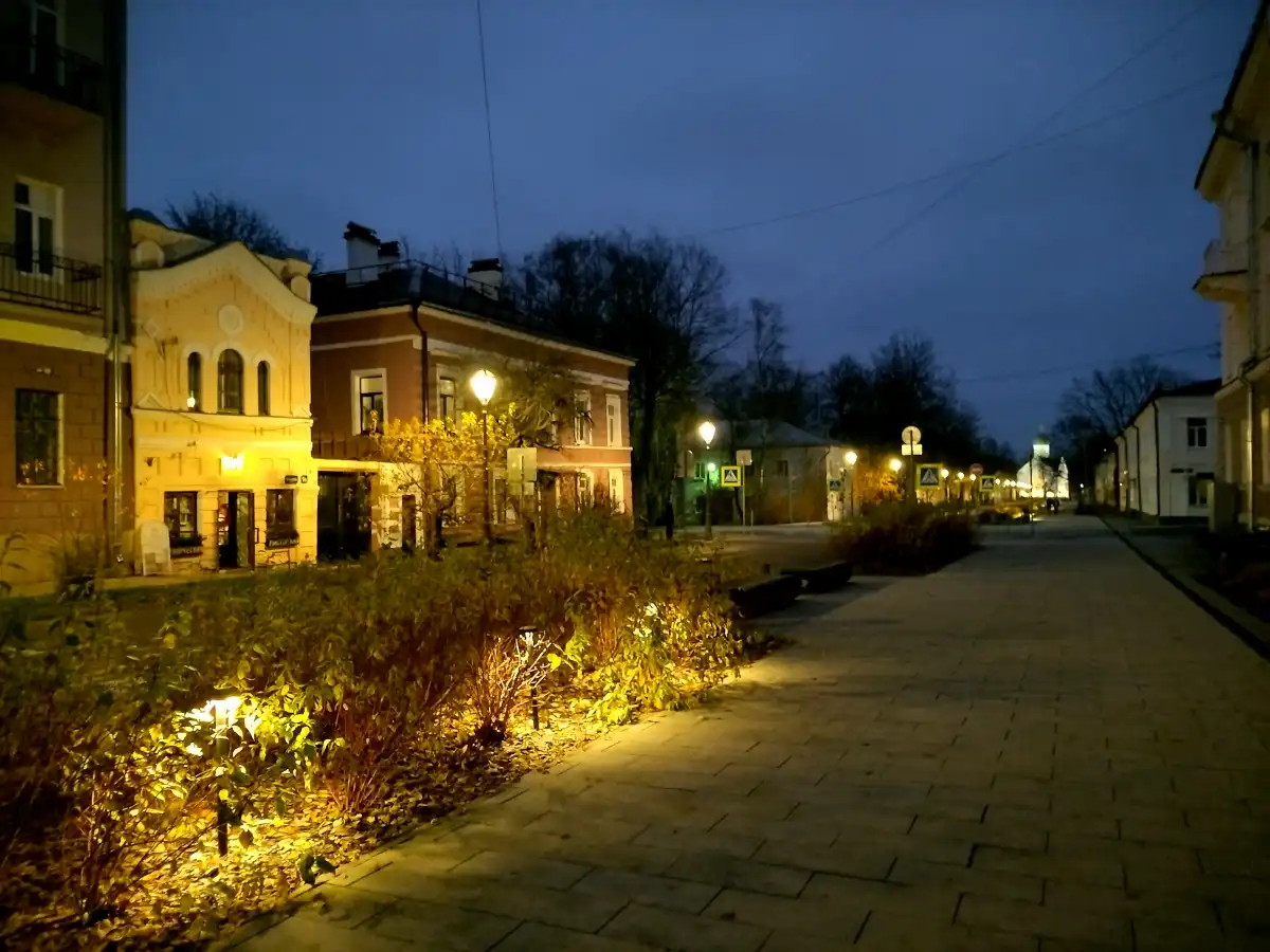 11 ноября ночью температура воздуха составит от -1 до 4 градусов, днём – 1-6.