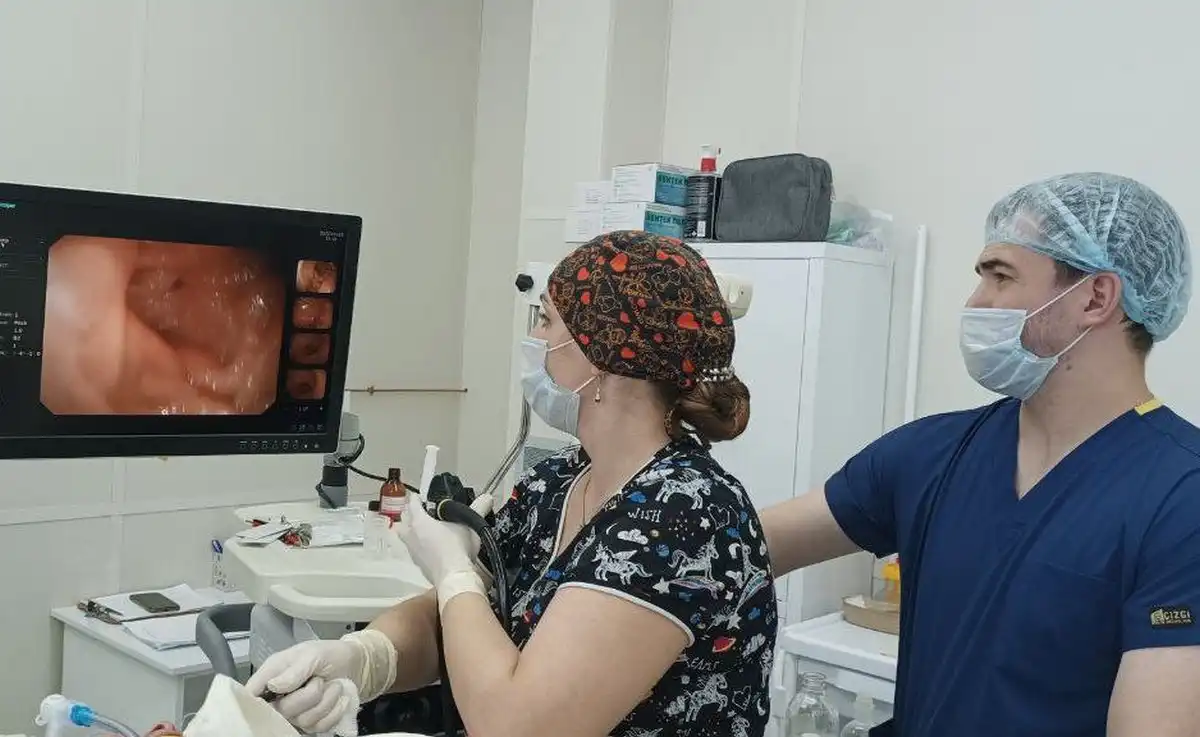 Косточка застряла необычным образом – боком.