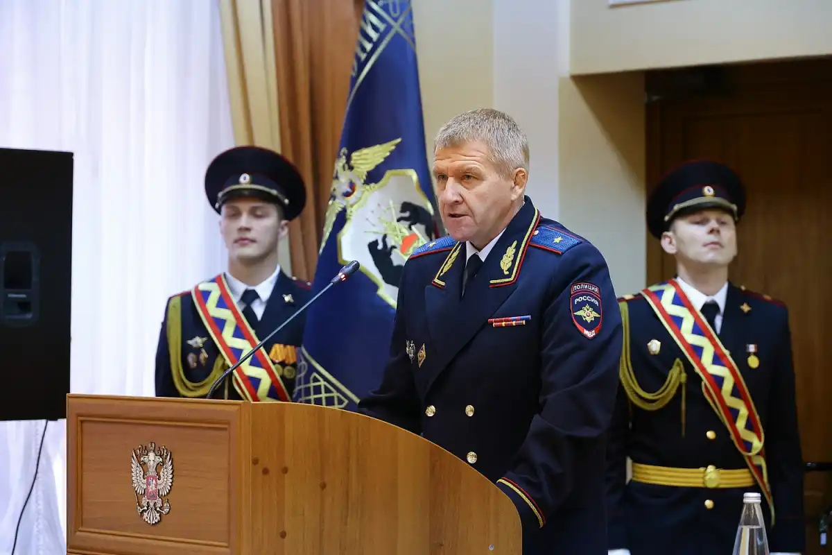 Начальник областного УМВД Андрей Коновалов поздравил коллег с профессиональным праздником.