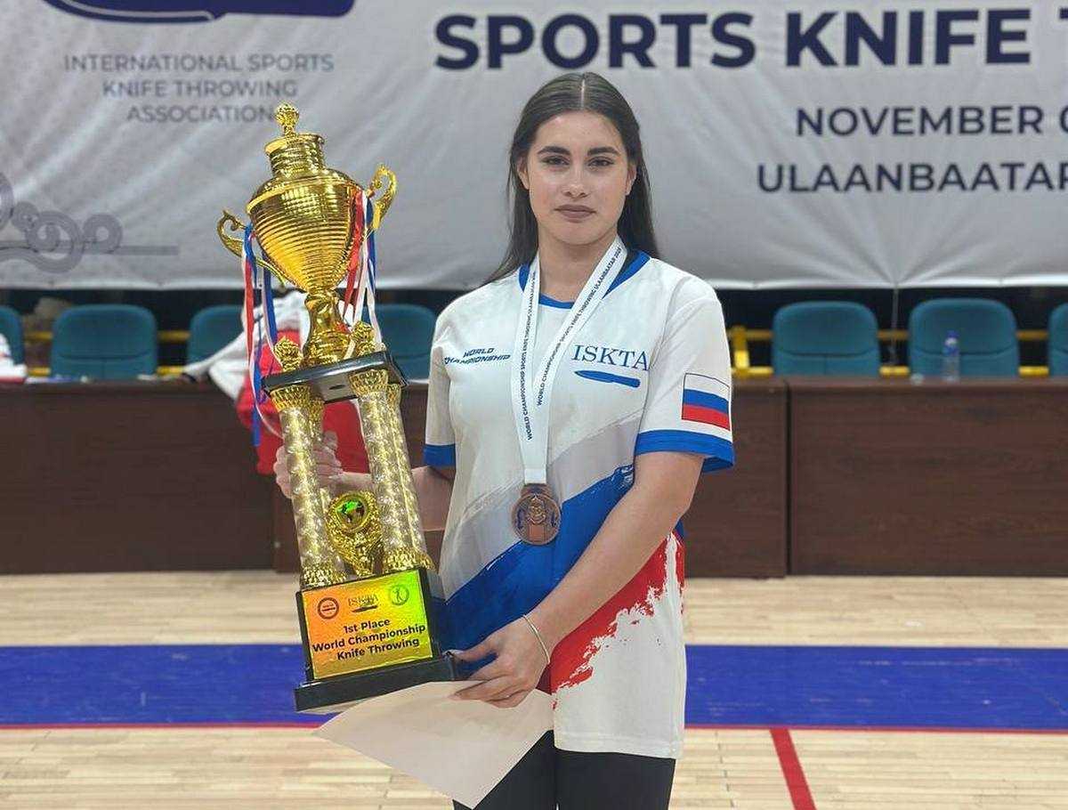 Карина стала третьей на дистанции пять метров.