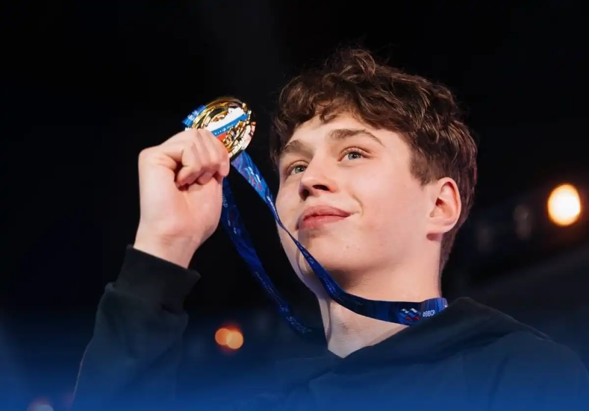 Егор Бабинич тренируется под руководством Елены Ивановой.