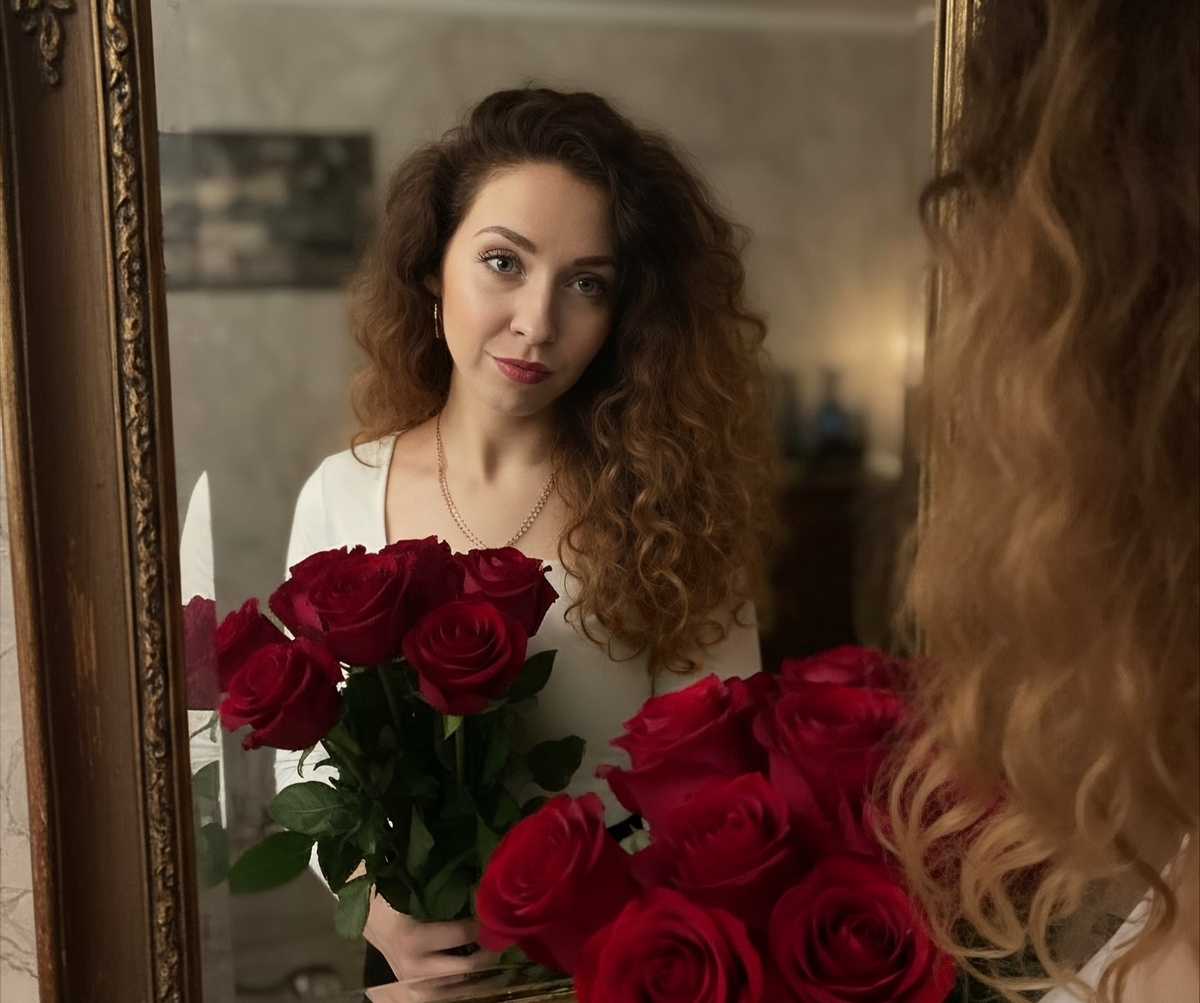 Олеся Леснева ведёт в соцсети блог, посвящённый пропавшему без вести на СВО мужу.